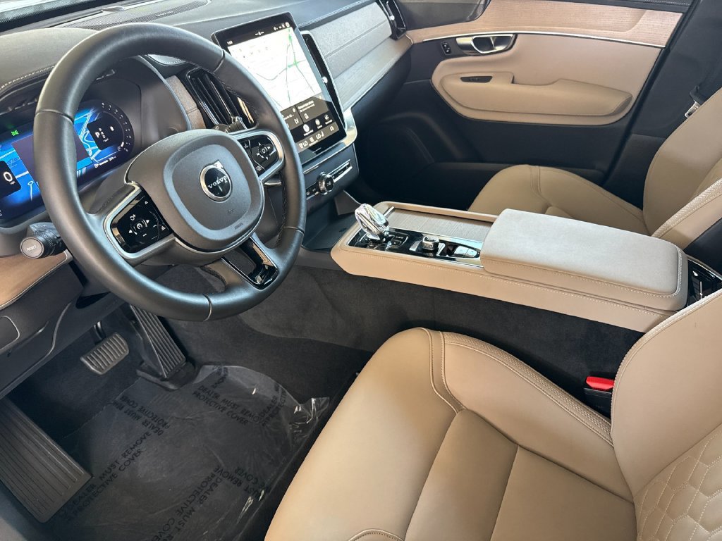 Certified 2026 Volvo XC90 B6 Plus AWD/4WD image 9