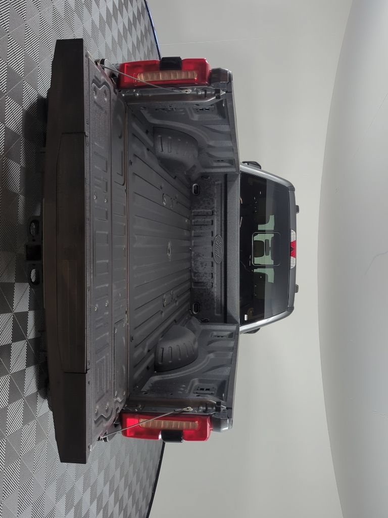 Certified 2025 Ford F450 Lariat w/ Lariat Ultimate Package AWD/4WD image 3