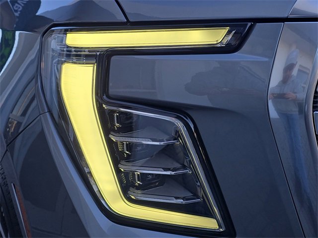 New 2026 GMC Yukon XL Denali w/ Sun & Power Step Package image 10