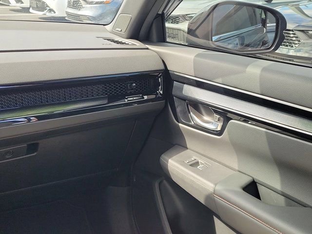 Used 2023 Honda CR-V Sport Touring image 4