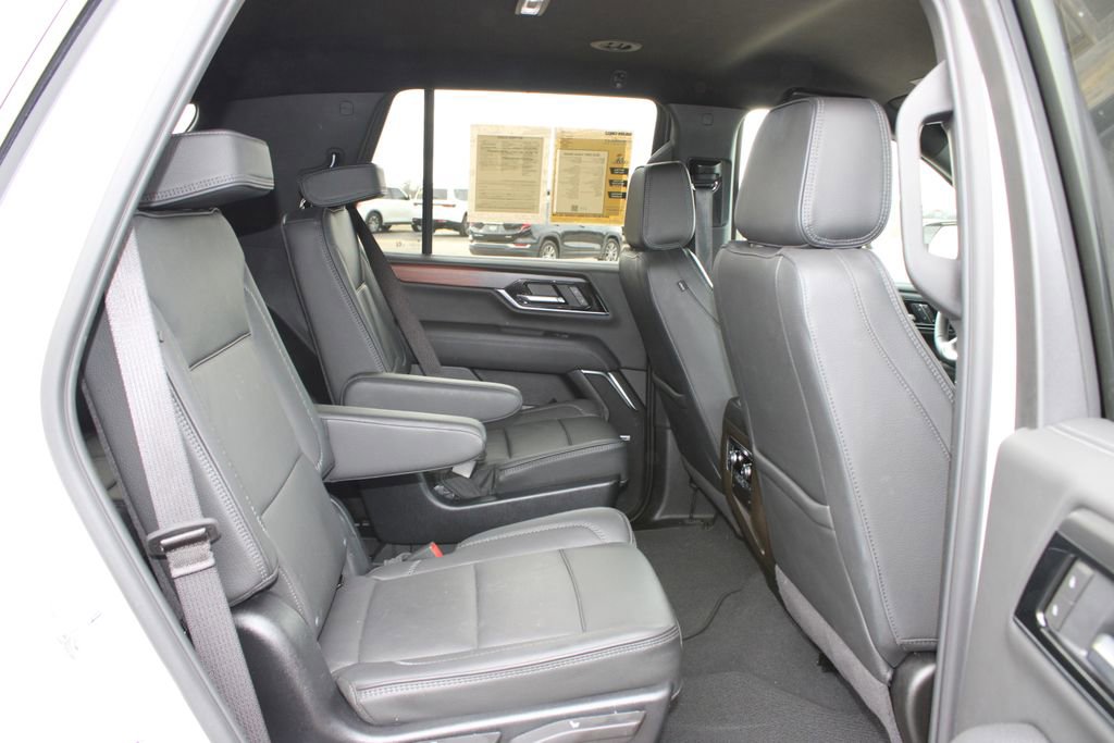 Used 2025 GMC Yukon Denali image 35