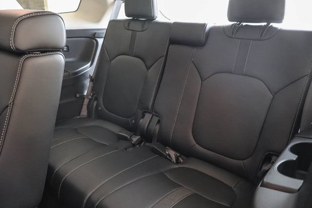Used 2025 Honda Pilot EX-L image 20