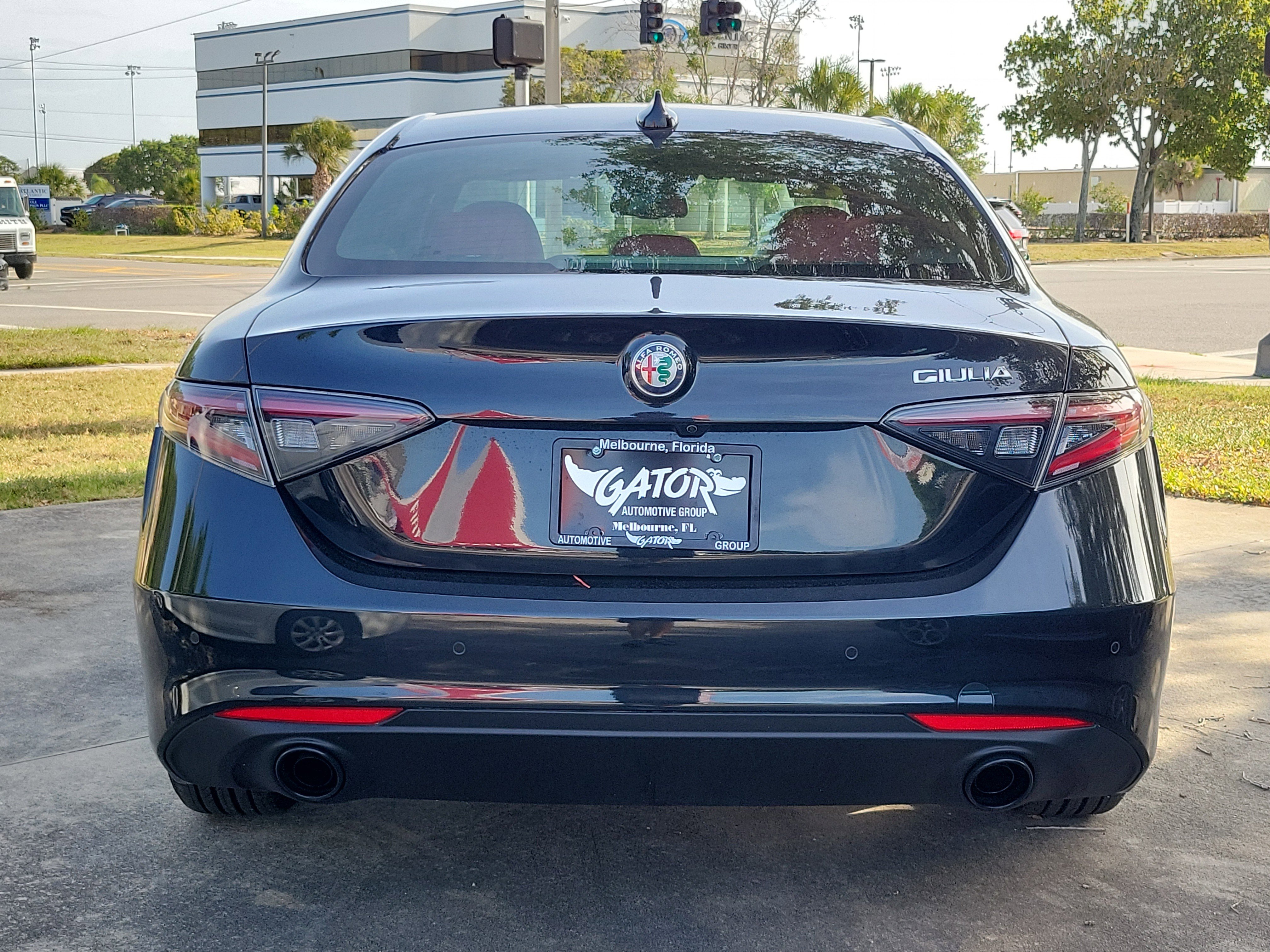 Used 2024 Alfa Romeo Giulia Ti w/ Performance Driving Package RWD image 4