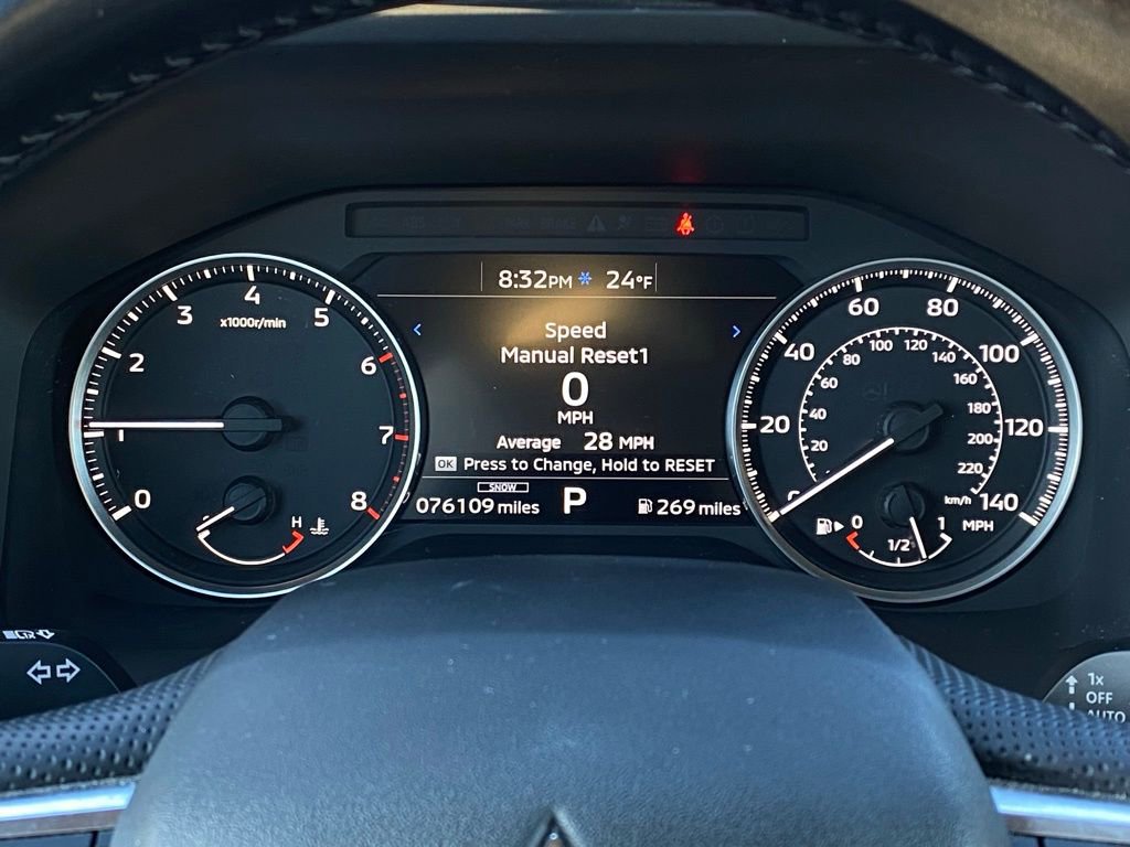 Used 2022 Mitsubishi Outlander SE image 16