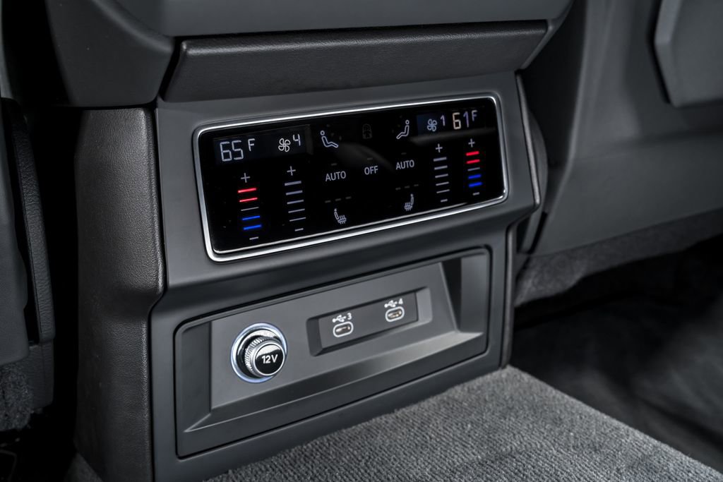 Used 2024 Lamborghini Urus S image 34