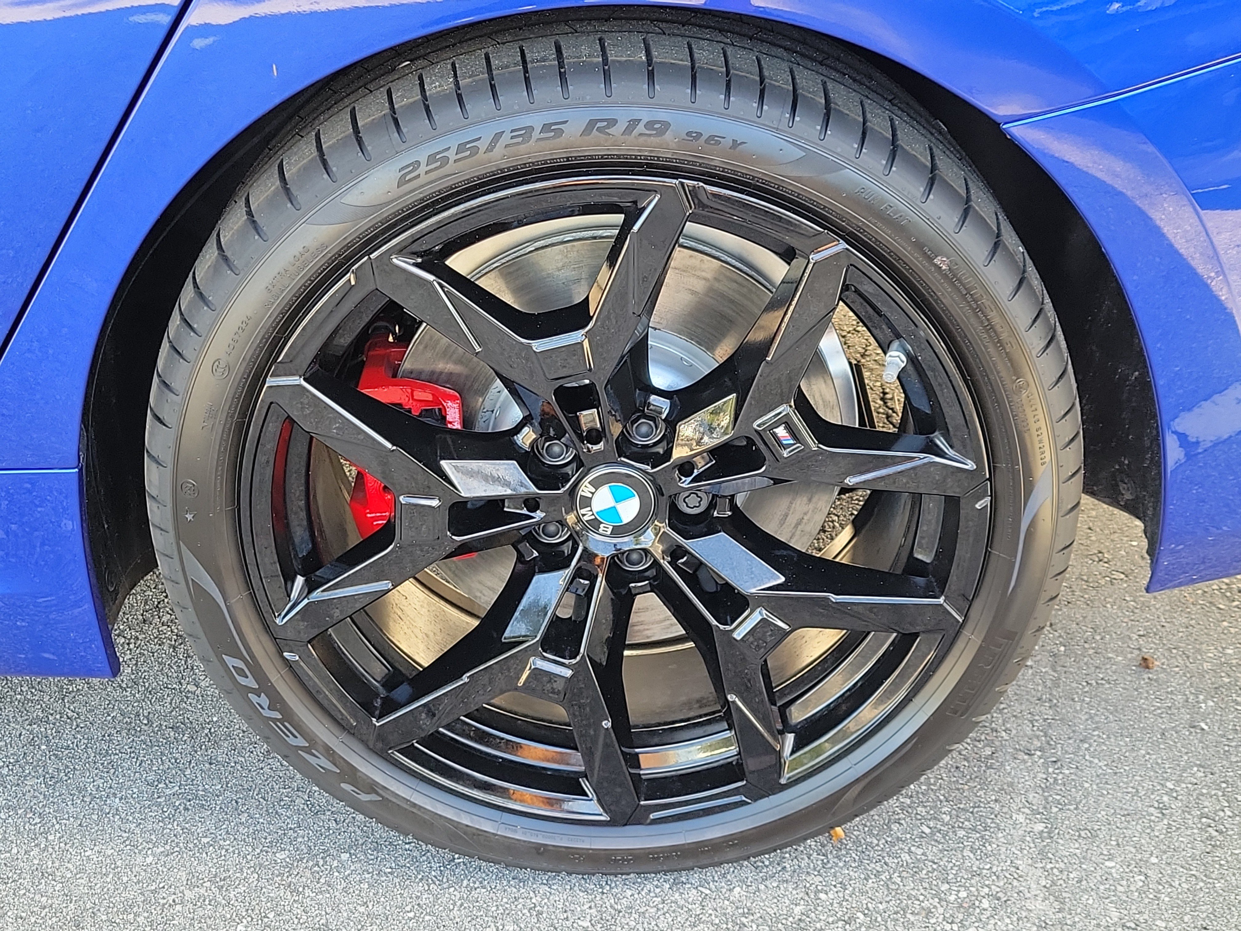 New 2026 BMW 330i Sedan w/ M Sport Package RWD image 6