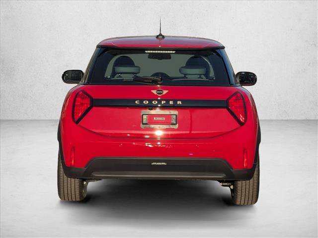 Used 2025 MINI Cooper 2-Door Hardtop image 8