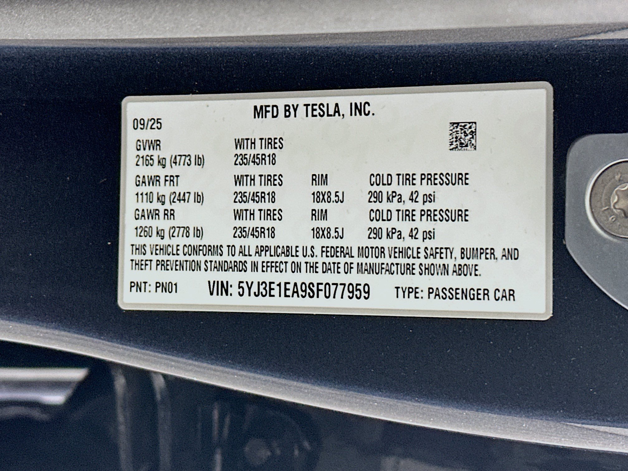 Used 2025 Tesla Model 3 Long Range RWD image 12