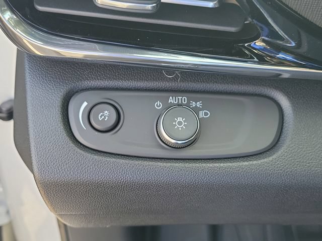 New 2026 Buick Envista Sport Touring FWD image 22