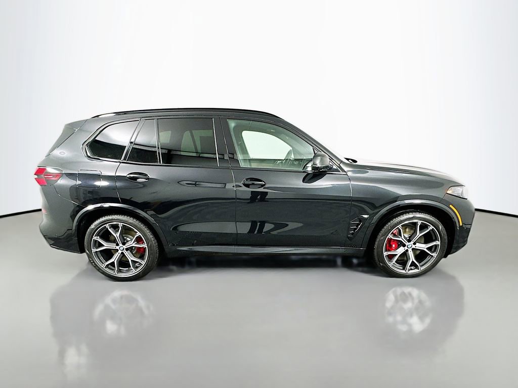 New 2026 BMW X5 xDrive50e w/ M Sport Package AWD/4WD image 4
