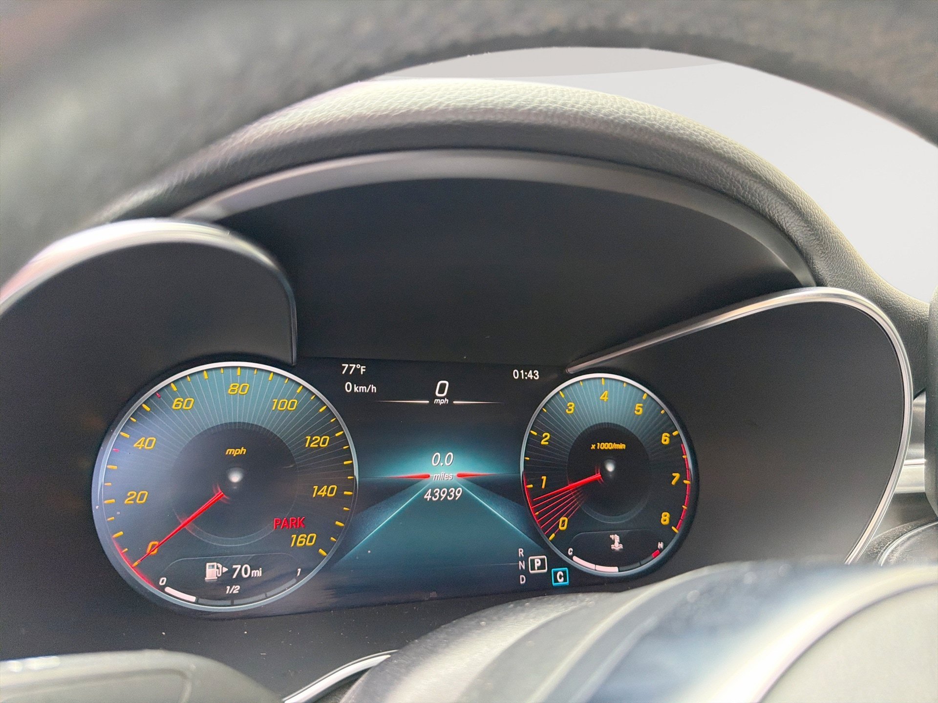 Used 2021 Mercedes-Benz C 300 Sedan w/ AMG Line image 10