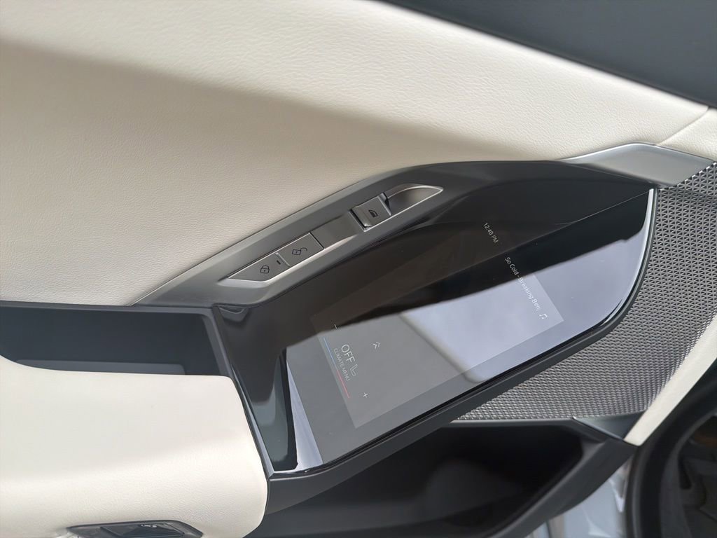 Used 2025 BMW i7 eDrive50 w/ M Sport Package RWD image 20