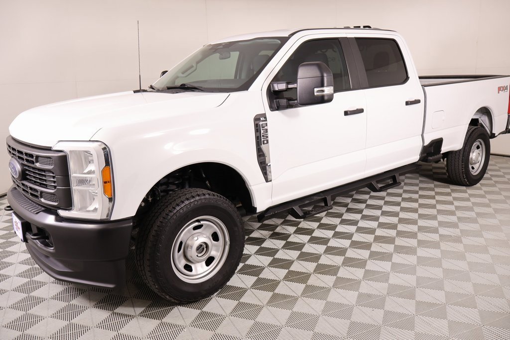 Used 2023 Ford F350 XL w/ FX4 Off-Road Package image 9