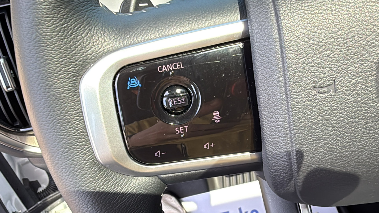 Certified 2026 Nissan Armada Platinum AWD/4WD image 10