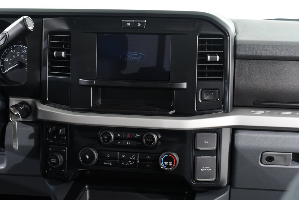 New 2026 Ford F350 XLT w/ 360-Degree Camera Package AWD/4WD image 9