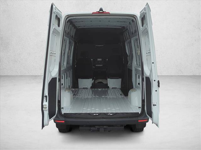 Used 2024 Mercedes-Benz Sprinter 2500 image 7