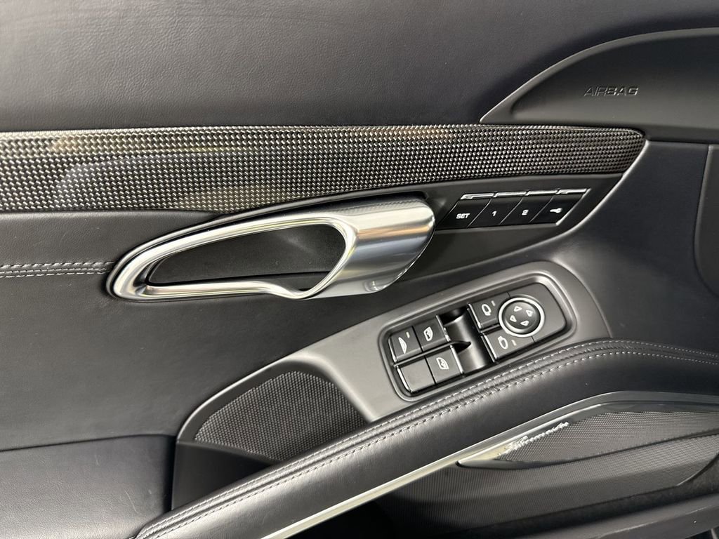 Certified 2015 Porsche 911 Turbo AWD/4WD image 34