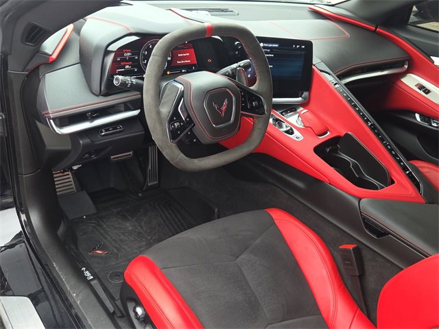 Used 2025 Chevrolet Corvette Stingray Preferred Conv w/ Z51 Performance Package image 12