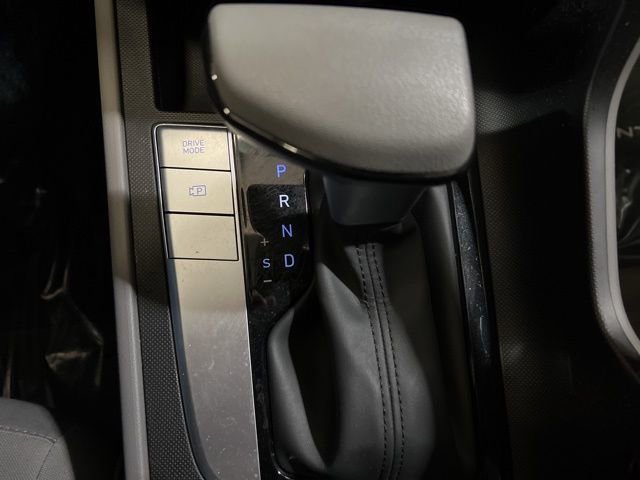 Used 2024 Hyundai Elantra SEL image 27