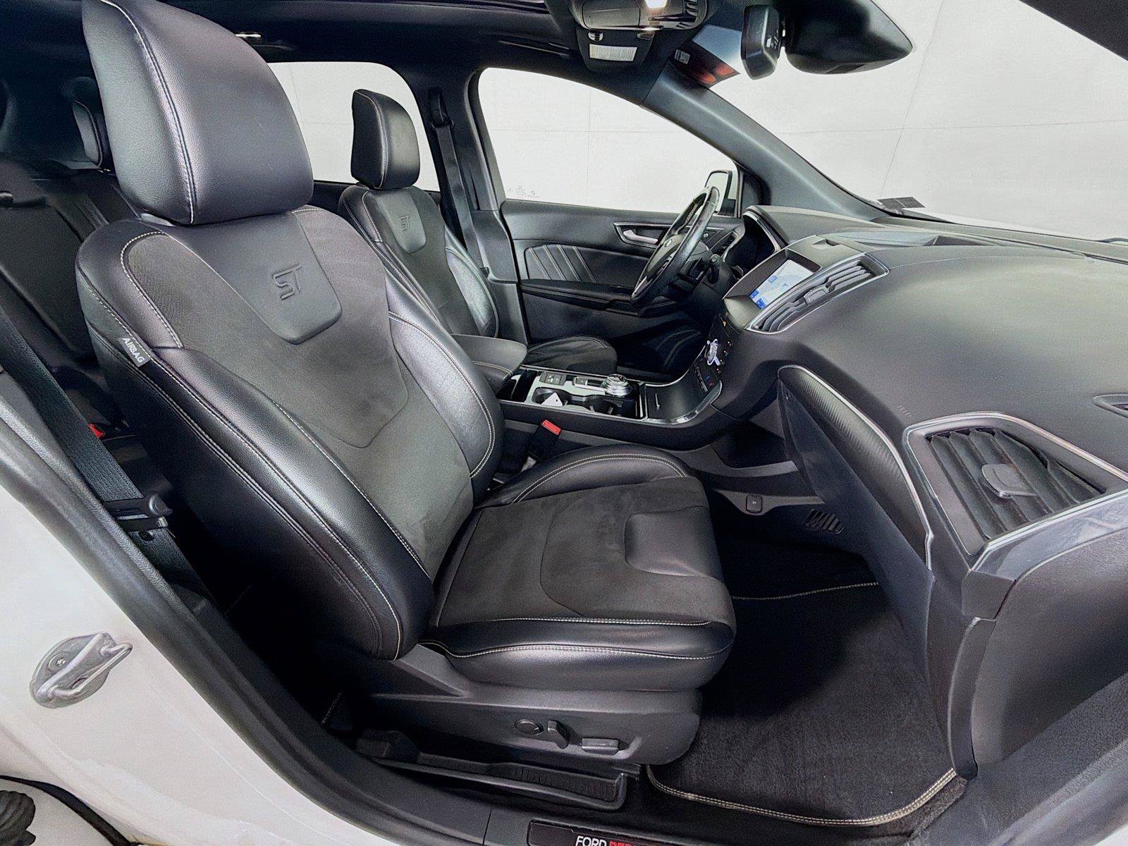 Used 2020 Ford Edge ST w/ Equipment Group 401A AWD/4WD image 31