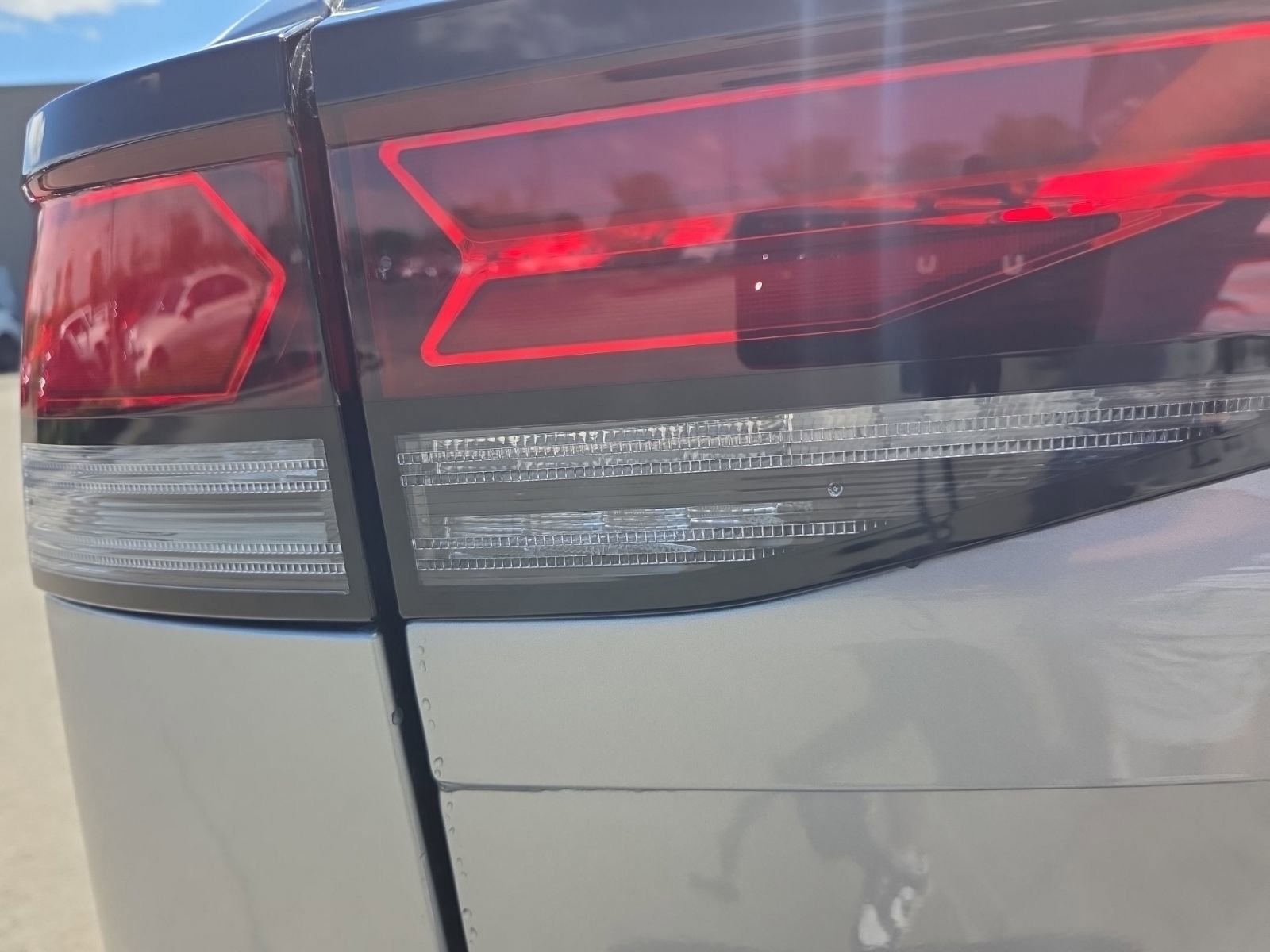 New 2026 Volkswagen Tiguan S AWD/4WD image 12