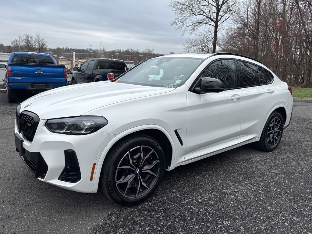 Used 2023 BMW X4 M40i w/ Premium Package image 1