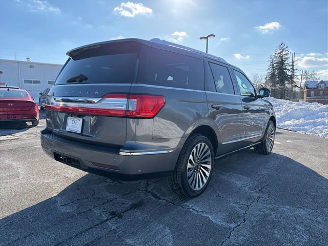 Used 2021 Lincoln Navigator Reserve image 9