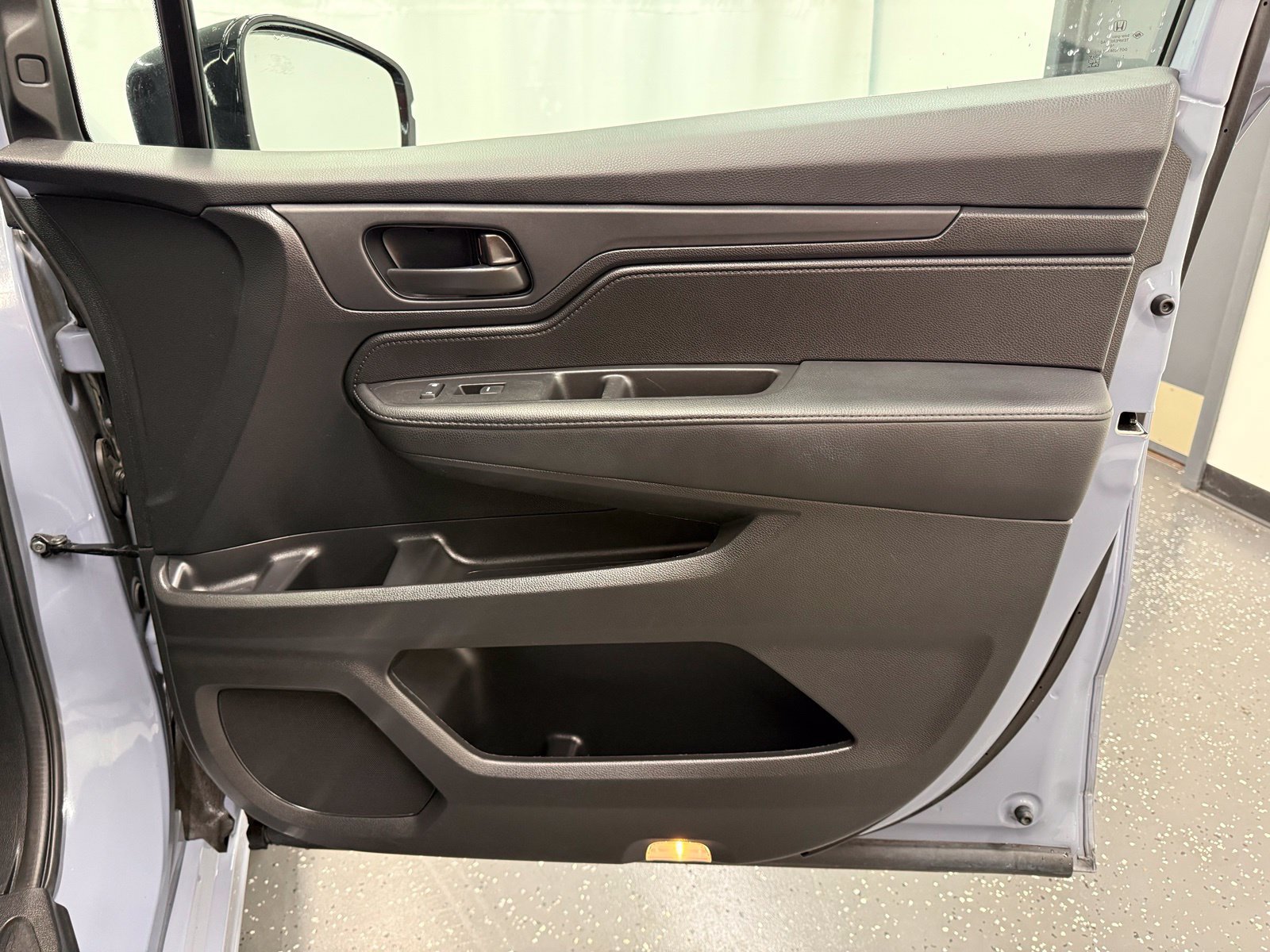 Used 2025 Honda Odyssey Sport-L image 7