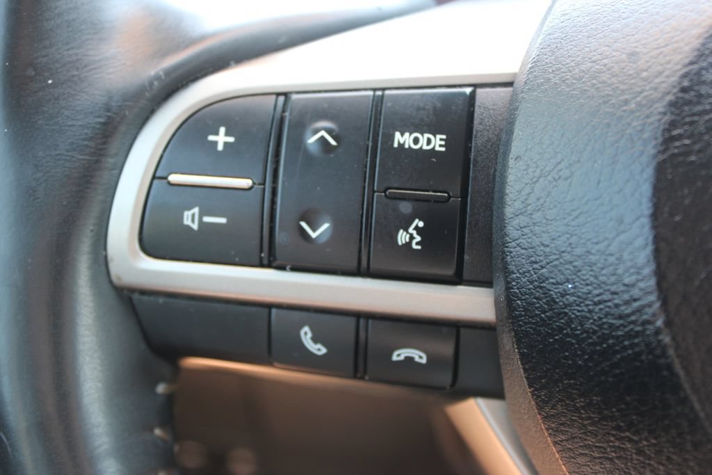 Used 2018 Lexus ES 350 w/ Luxury Package w/Wood Trim FWD image 34