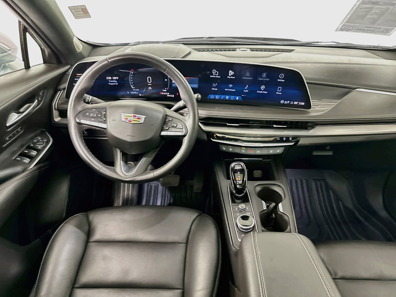 Used 2024 Cadillac XT4 Premium Luxury w/ Technology Package AWD/4WD image 25