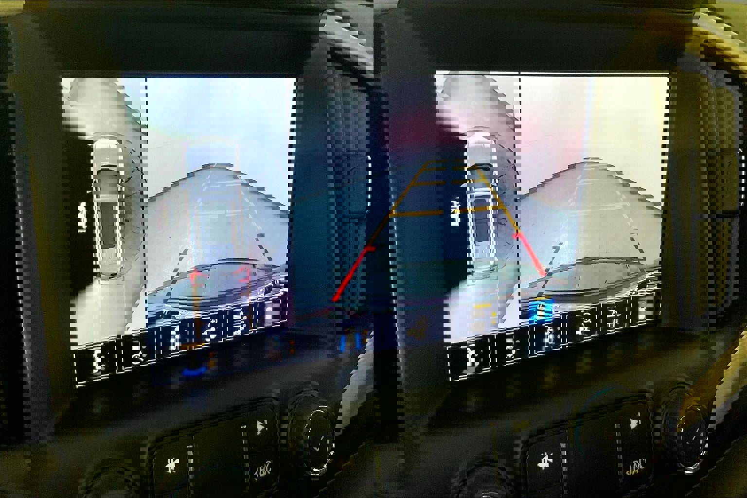 Used 2023 GMC Terrain Denali w/ Black Diamond Edition image 21