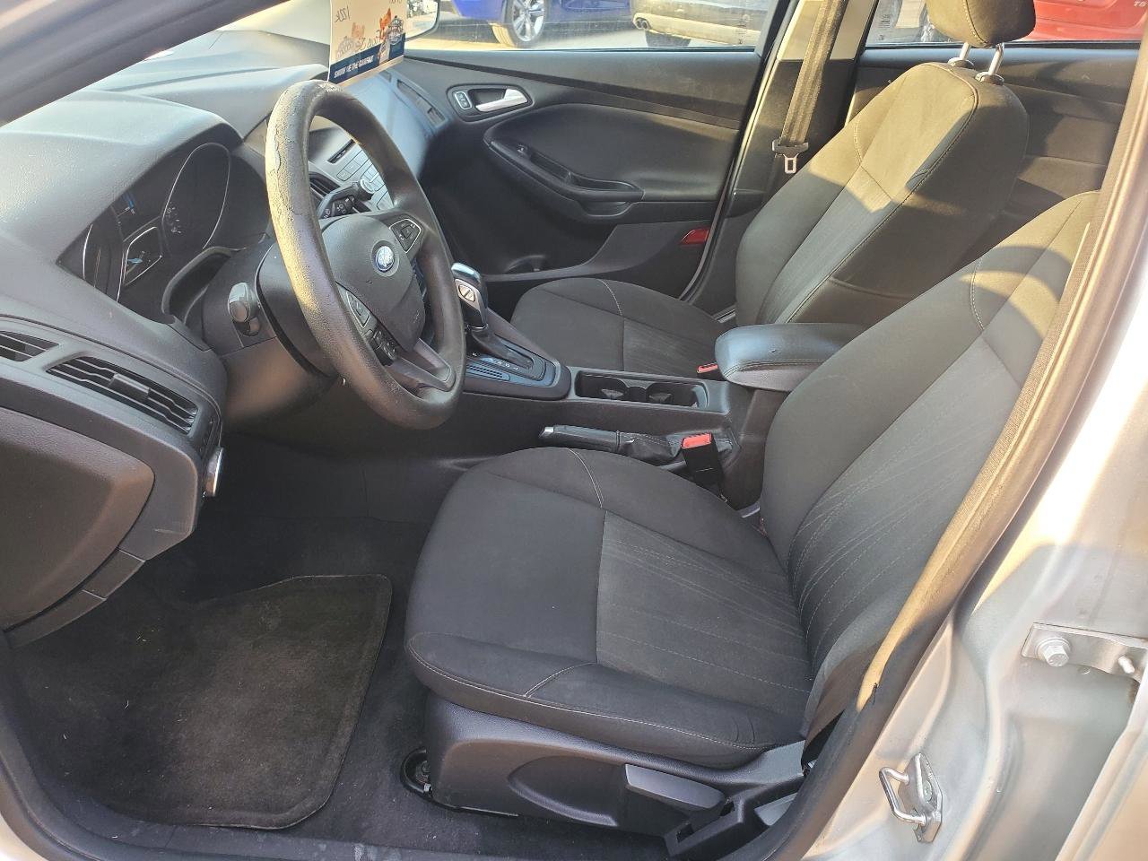 Used 2016 Ford Focus SE image 14