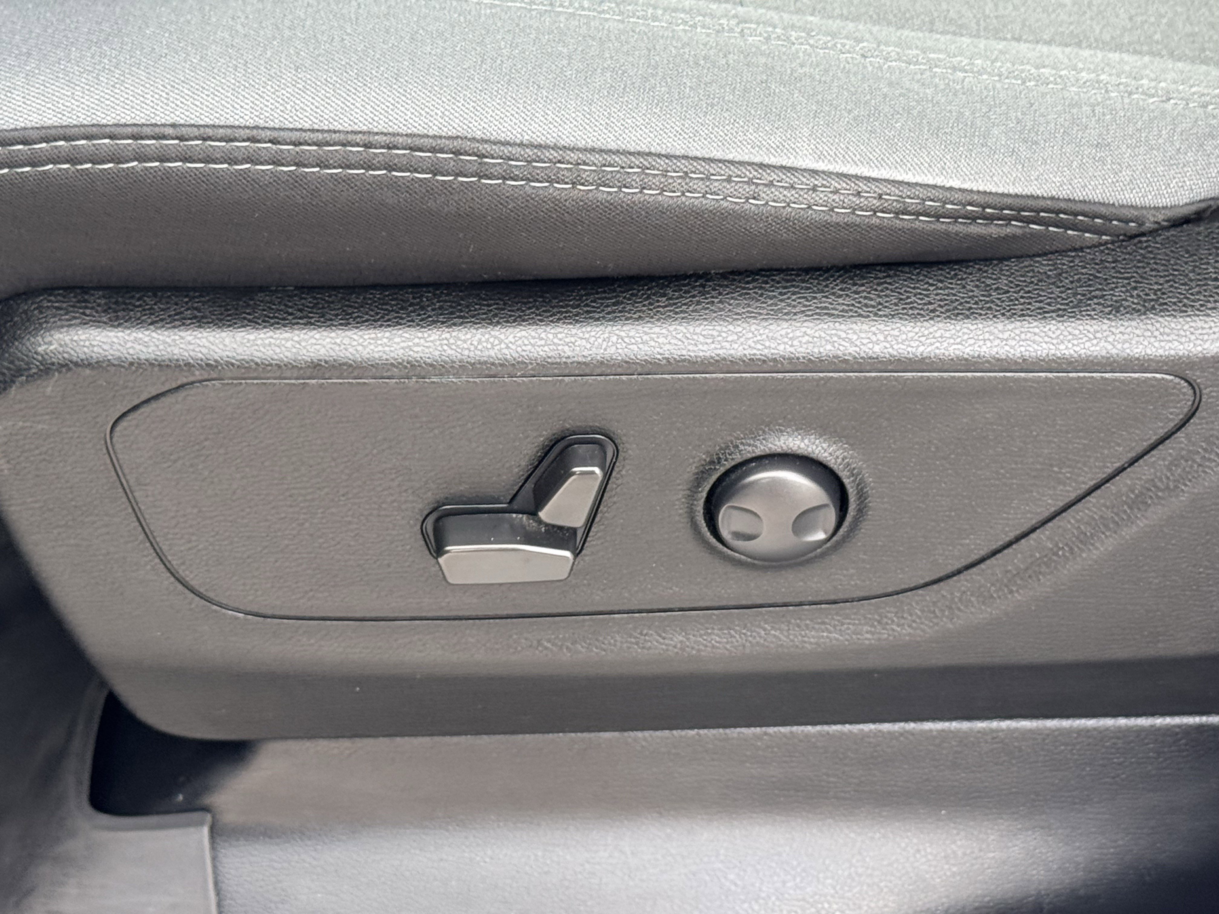 Used 2022 RAM 1500 Lone Star image 28