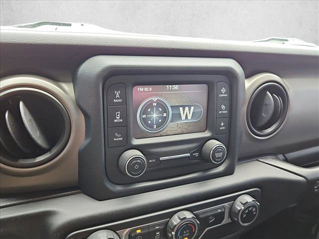 Used 2018 Jeep Wrangler Unlimited Sport AWD/4WD image 13