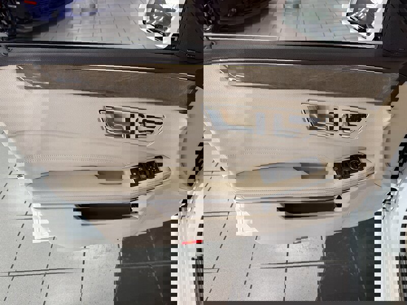 Used 2014 Mercedes-Benz E 350 4MATIC Sedan image 21