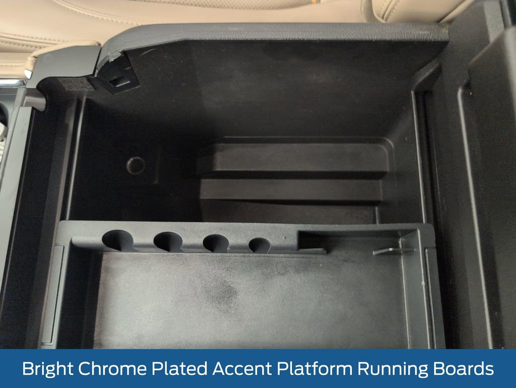 Used 2023 Ford Expedition XLT image 42