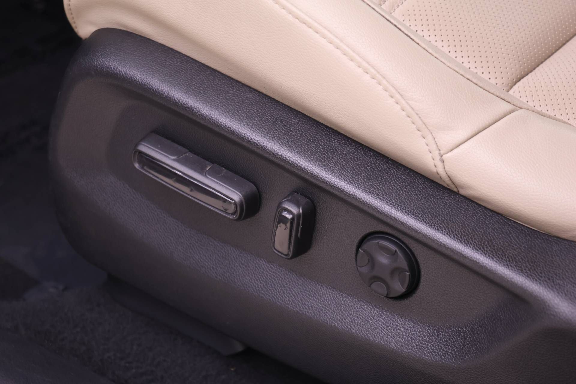 Certified 2021 Honda CR-V Touring image 14