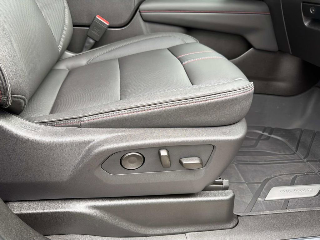 New 2026 Chevrolet Suburban RST AWD/4WD image 41
