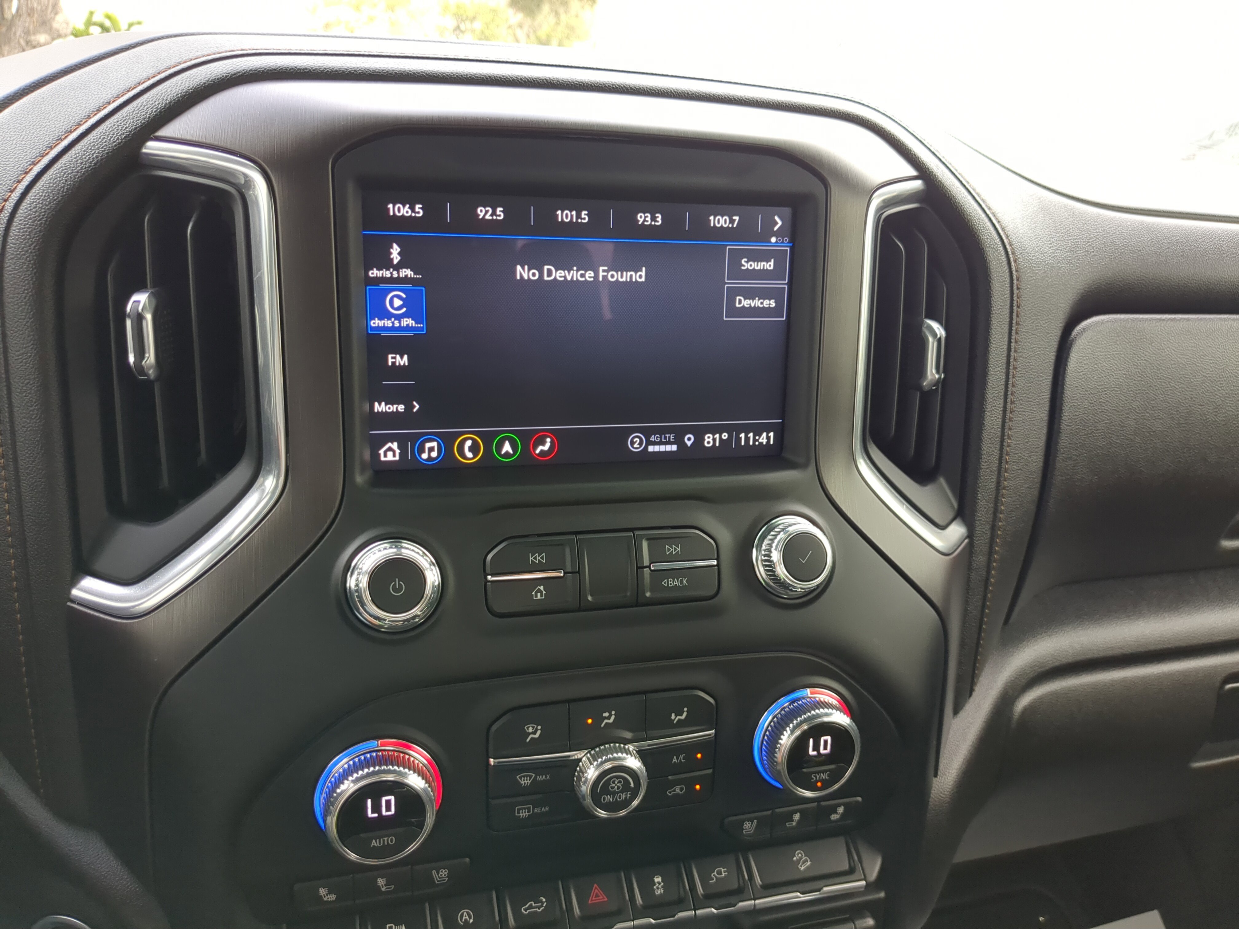 Certified 2022 GMC Sierra 1500 AT4 w/ AT4 Premium Package image 24