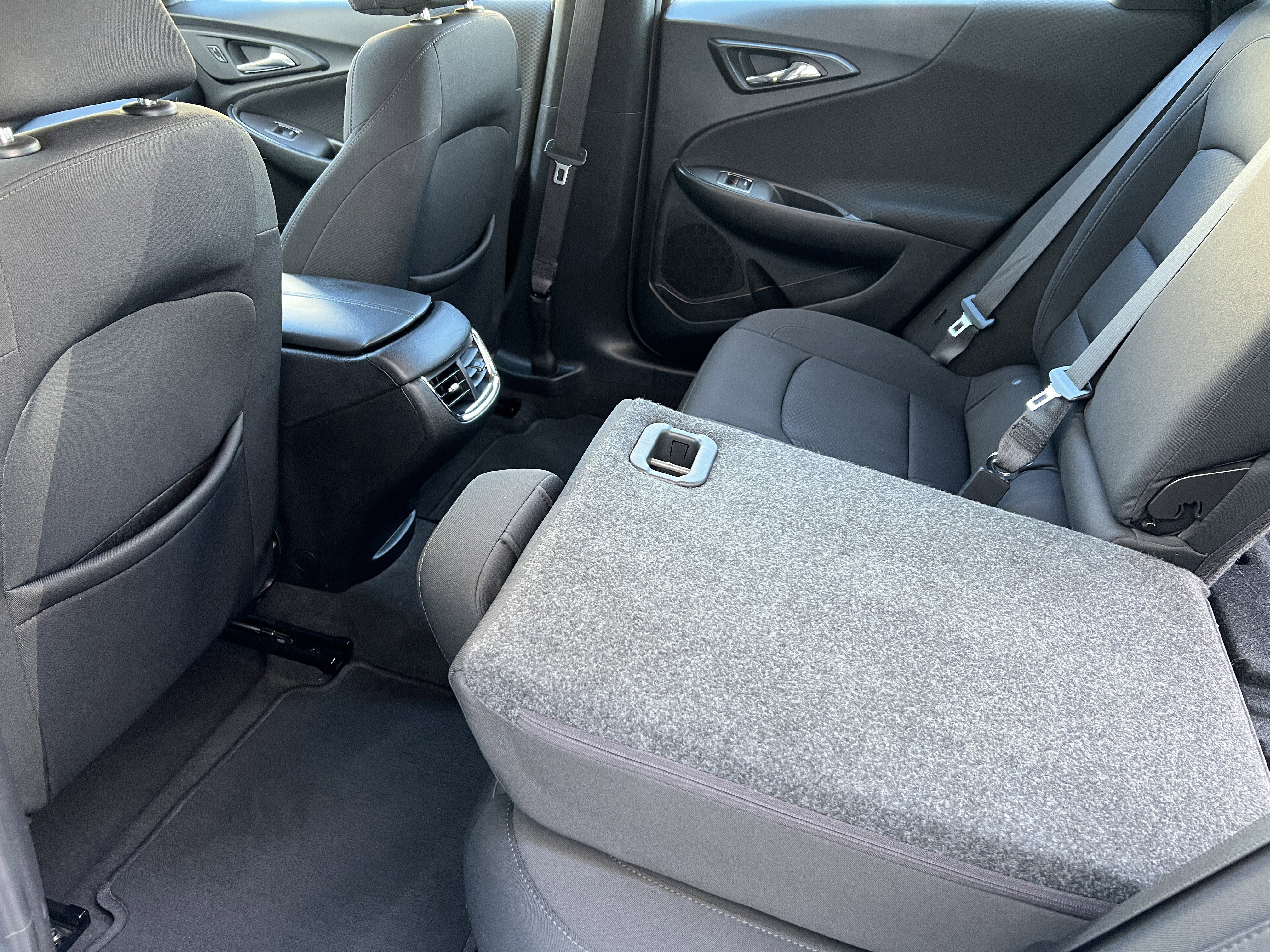 Used 2021 Chevrolet Malibu LT image 17