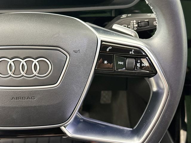 Used 2024 Audi Q8 e-tron Premium image 23