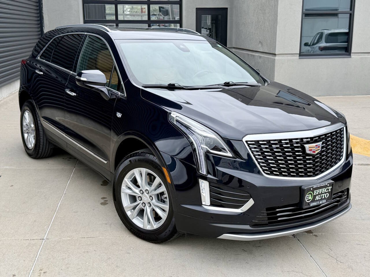 Used 2021 Cadillac XT5 Premium Luxury AWD/4WD image 6
