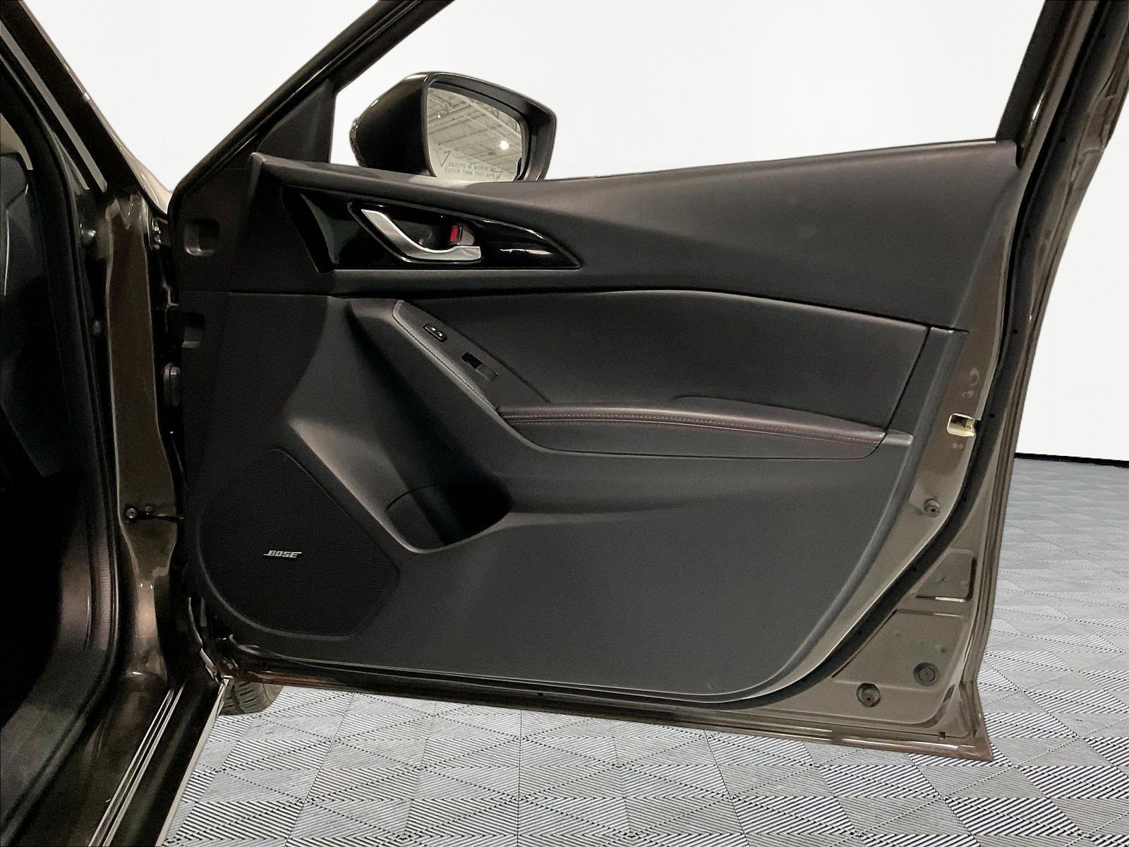 Used 2014 MAZDA MAZDA3 s Grand Touring FWD image 27