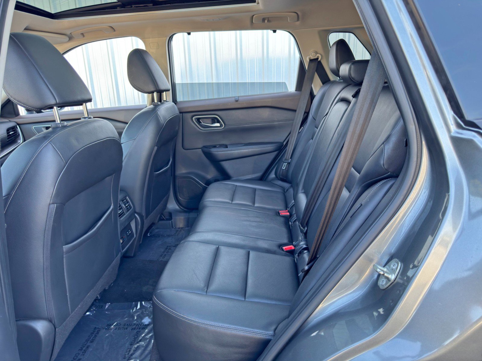 Used 2021 Nissan Rogue SL w/ Premium Package image 38