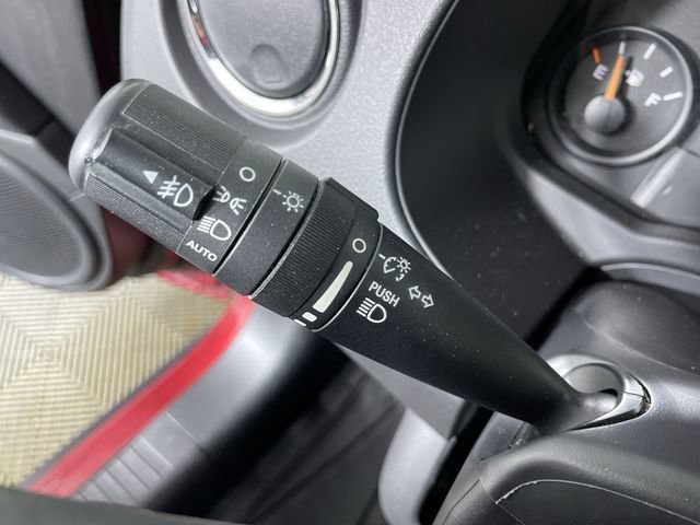 Used 2017 Jeep Patriot High Altitude image 27