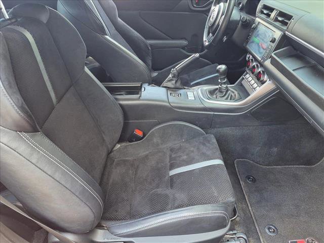 Used 2023 Toyota GR86 Premium RWD image 18