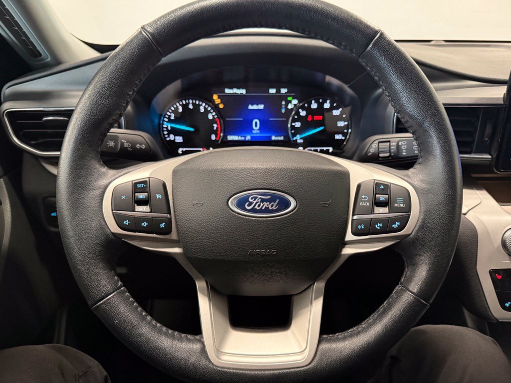 Used 2023 Ford Explorer XLT w/ Equipment Group 202A AWD/4WD image 24