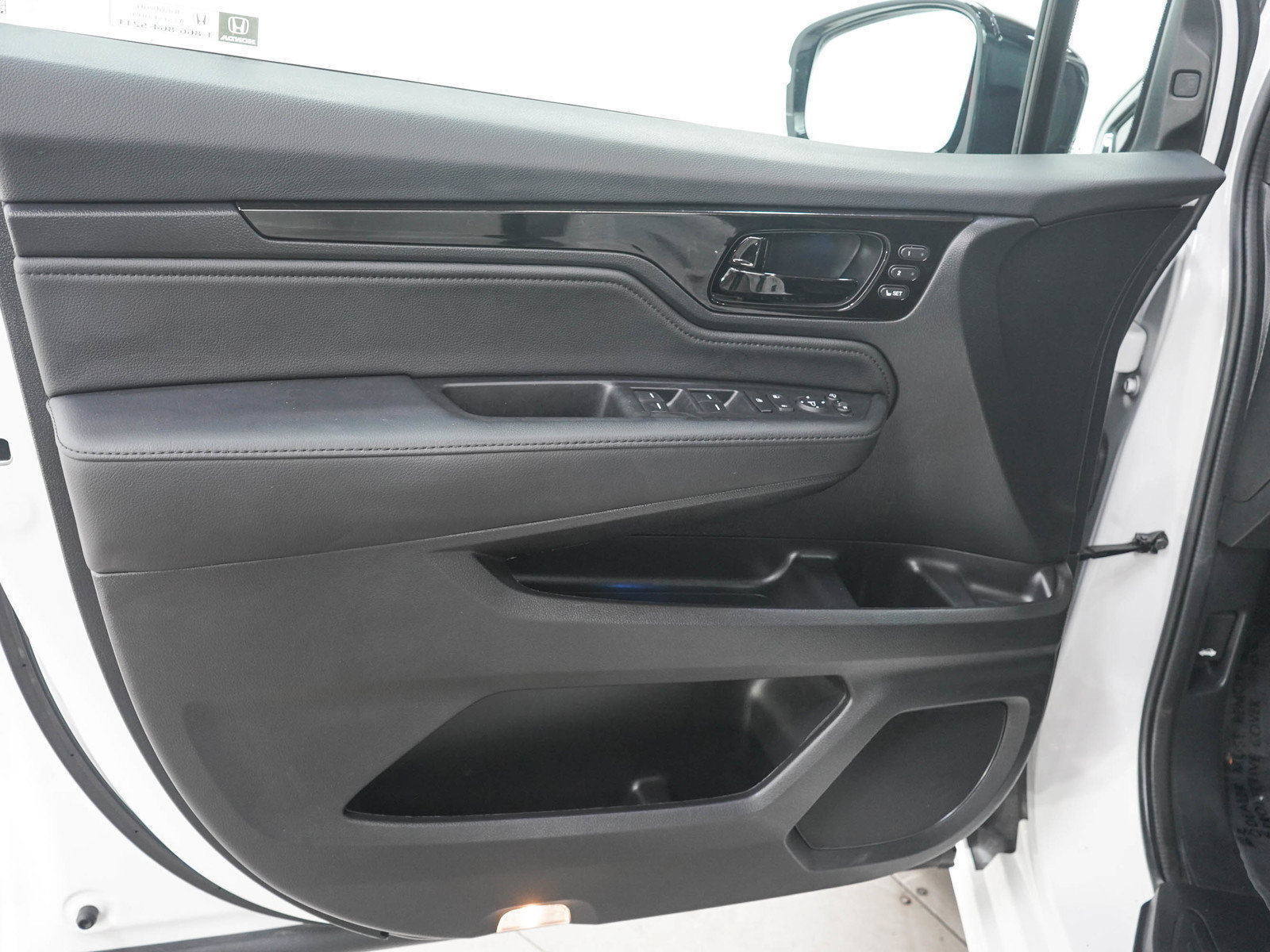 Used 2025 Honda Odyssey Elite image 21