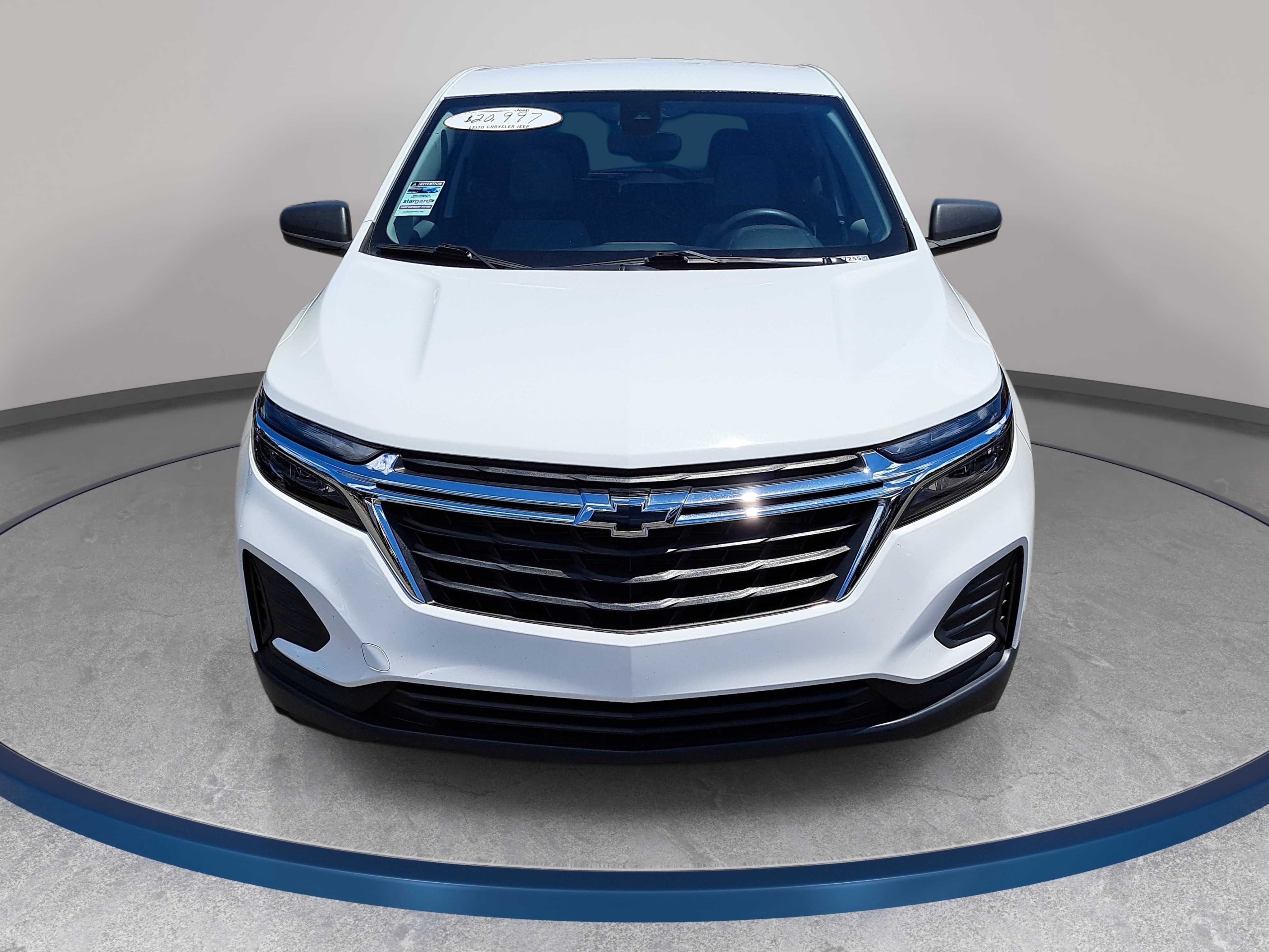 Used 2022 Chevrolet Equinox LS w/ LS Convenience Package FWD video 2