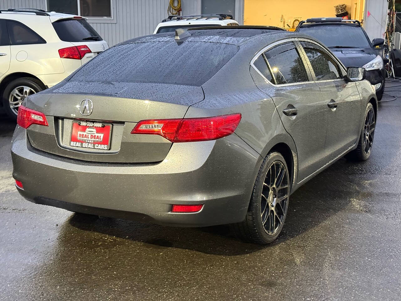 Used 2014 Acura ILX w/ Premium Package FWD image 4